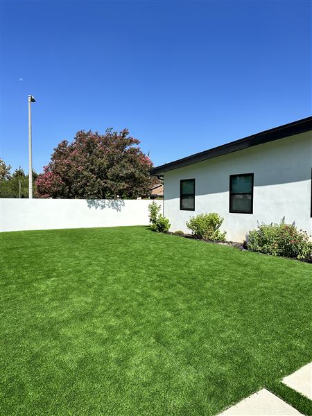 Location Image 3