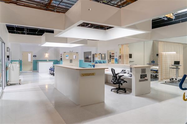 SirReel Studios Standing Sets - Hospital (10/15/2024)