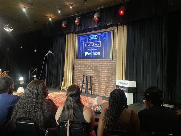 Flappers Comedy Club and Restaurant (Burbank) (10/28/2024 - Credits: Flappers Comedy Club)