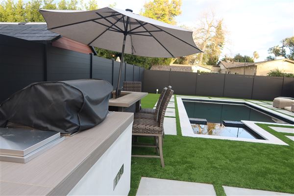 Modern Valley Home with Pool and Spacious Backyard (2/15/2025 - Credits: submitted by: Nicole  Bouzaglo)