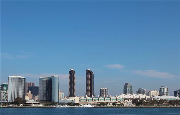 Coronado Ferry Landing Park and Beach (11/17/2011 - Credits: Joel Boling)