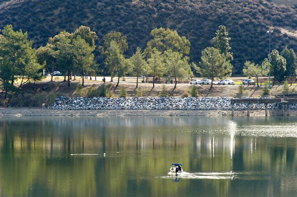 Castaic Lake State Recreation Area (SRA) - lake administered by Los Angeles County (1/29/2014 - Credits: Brian Baer)