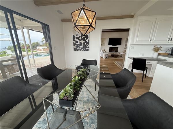 Malibu Country Estates Home (5/24/2025 - Credits: Monique Frese. &  Lynne Bentel)