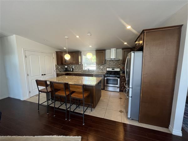 Mid-Century Single Story Home (7/16/2025 - Credits: Amanda campbell)