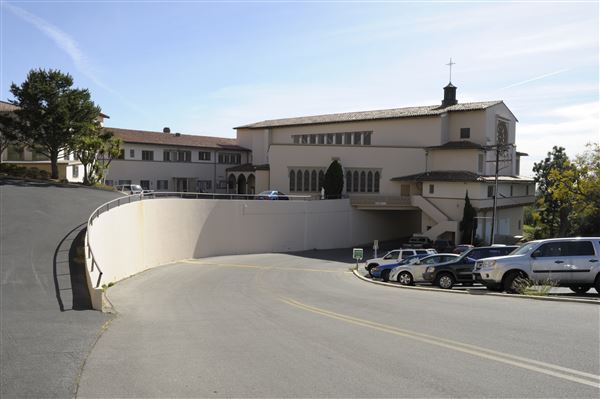 Mount Saint Mary's College, Chalon Campus (1/22/2013 - Credits: Leo Fialho)
