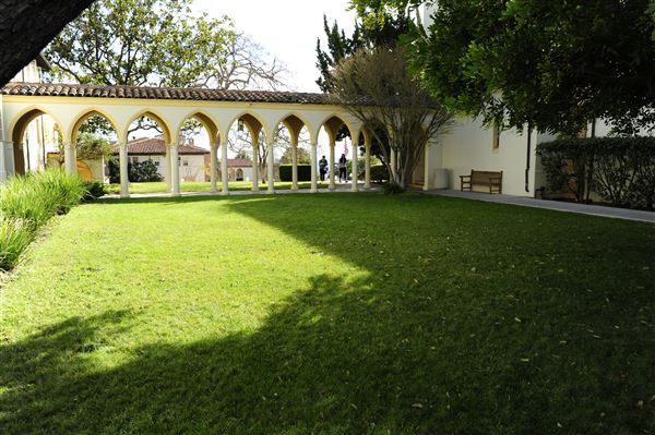 Mount Saint Mary's College, Chalon Campus (1/22/2013 - Credits: Leo Fialho)