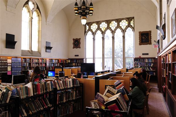 Mount Saint Mary's College, Chalon Campus (1/22/2013 - Credits: Leo Fialho)