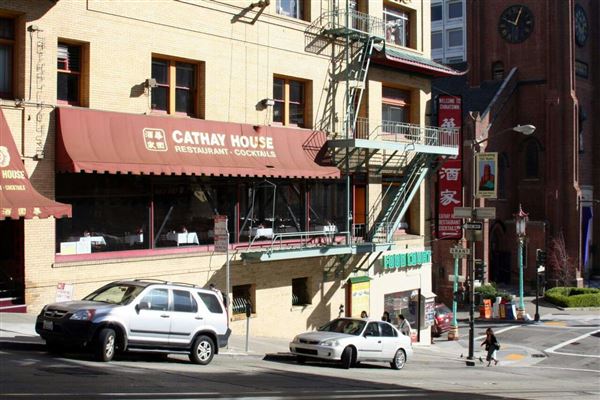 Financial District, San Francisco - California St. (10/29/2025 - Credits: San Francisco City & County Film Commission)