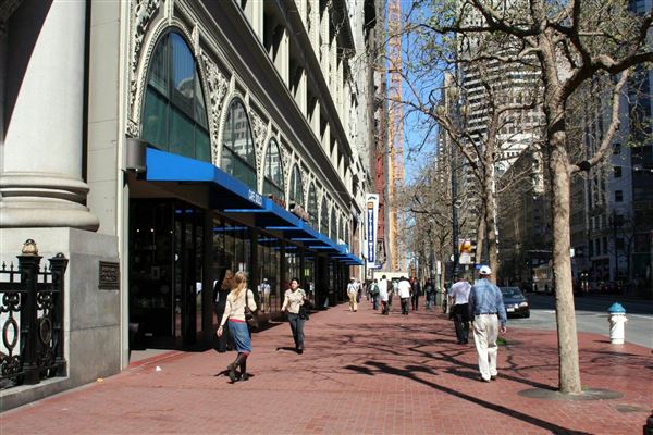 Financial District, San Francisco - Market St. (10/29/2025 - Credits: San Francisco City & County Film Commission)