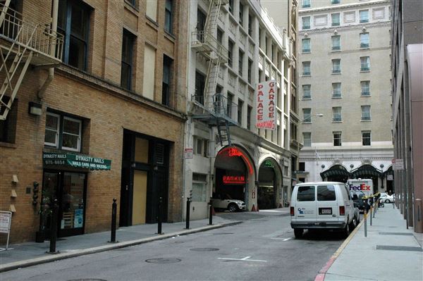 Financial District, San Francisco - Stevenson Alley (10/29/2025 - Credits: San Francisco City & County Film Commission)