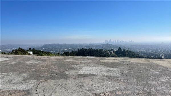 Griffith Park - Vista Del Valle Helipad (10/18/2023 - Credits: Leo Fialho)