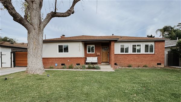 Lake Balboa Ranch Style Home (2/14/2026 - Credits: Duvier Degenhardt-Poviones)
