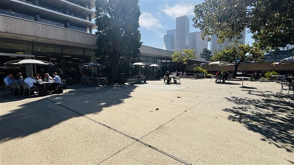 LADWP Headquarters / John Ferraro Building - Outdoor Eating Area (2/25/2026 - Credits: Brandy Davis)