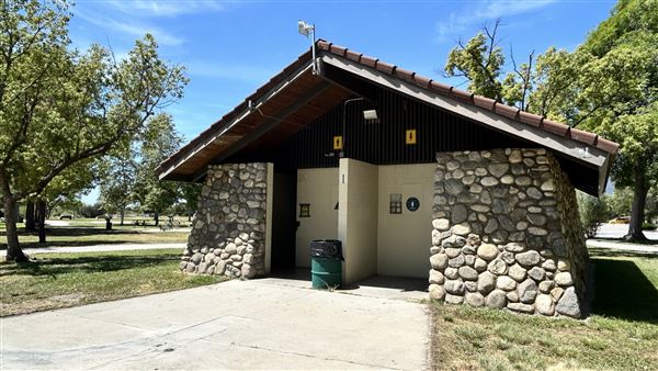 Santa Fe Dam Recreational Area - Restrooms (4/23/2026 - Credits: Brandy Davis)