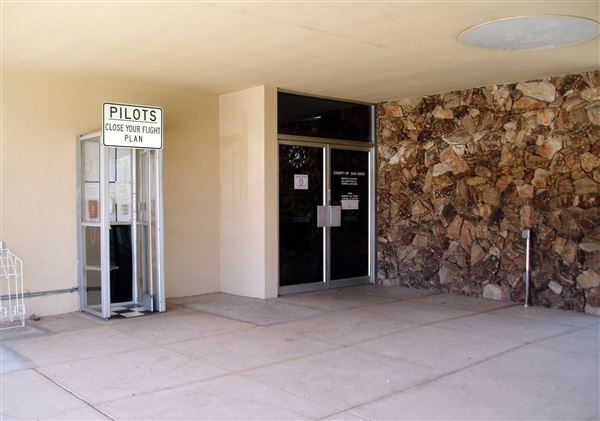 Gillespie Field (4/24/2006 - Credits: Airport)