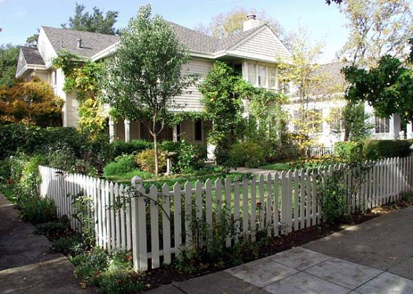 McDonald Avenue Neighborhood (12/31/2003)