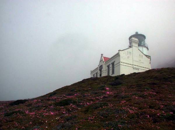 Point Conception Lighthouse (12/31/2003)