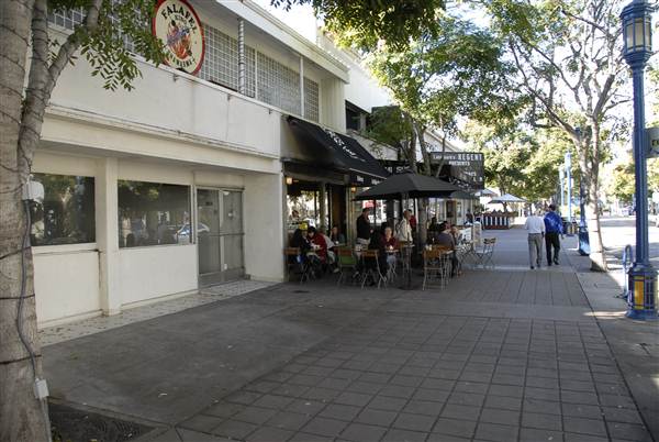 Westwood Village - Broxton Ave. (South) (11/30/2010 - Credits: Errol Reichow)