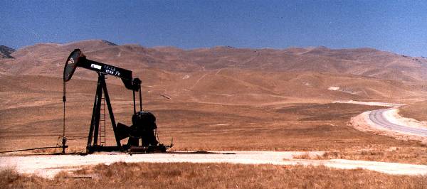 Buttonwillow Area Oil Field (12/31/2003)