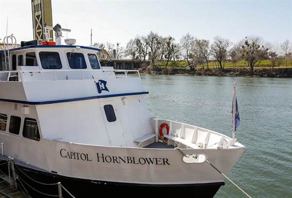 Capitol Hornblower @ Sacramento River - Hornblower Cruises & Events (1/1/2014)