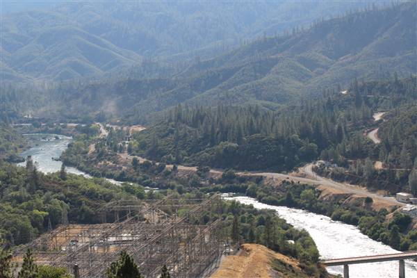 Shasta Dam (10/30/2015 - Credits: Jill Naumann)