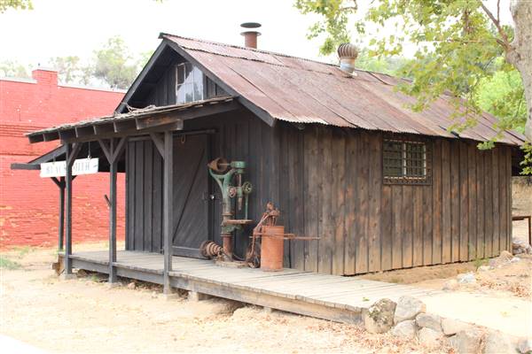 Shasta State Historic Park (SHP) (10/30/2015 - Credits: Jill Naumann)