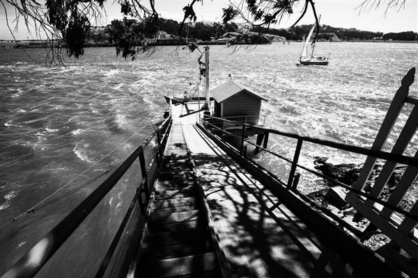 East Brother Light Station Bed & Breakfast (8/22/2009 - Credits: Christopher Michel [CC BY 2.0 (http://creativecommons.org/licenses/by/2.0)], via Wikimedia Commons)
