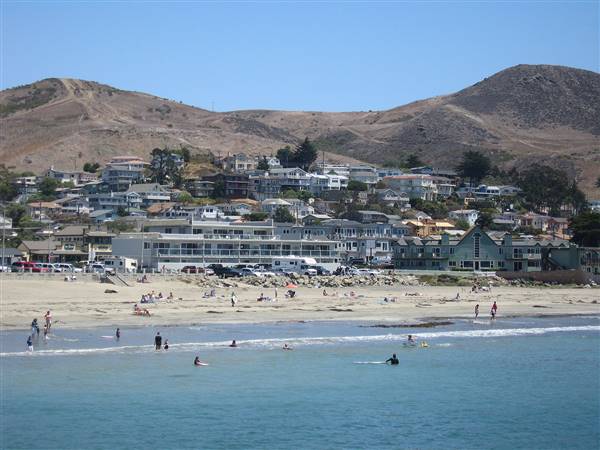 Cayucos State Beach (SB) (8/7/2007 - Credits: 800px-Cayucos_CA_-_beach)