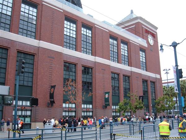 Oracle Park (7/27/2008 - Credits: By BrokenSphere (Own work) [GFDL (http://www.gnu.org/copyleft/fdl.html) or CC BY-SA 4.0-3.0-2.5-2.0-1.0 (http://creativecommons.org/licenses/by-sa/4.0-3.0-2.5-2.0-1.0)], via Wikimedia Commons)