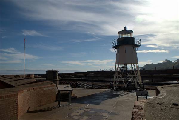 Fort Point National Historic Site (10/17/2009 - Credits: "Top of Fort Point" By Ed Bierman (CC BY 2.0)[https://creativecommons.org/licenses/by/2.0/legalcode]https://www.flickr.com/photos/edbierman/)