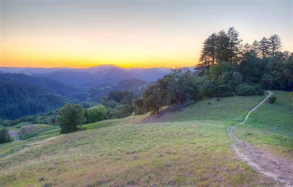 Austin Creek State Recreation Area (SRA) (3/31/2015 - Credits: Austin Creek State Recreation Area" by Flickr User: Jamwhy (CC BY-NC 2.0)[https://creativecommons.org/licenses/by-nc/2.0/legalcode]https://www.flickr.com/photos/76998824@N06/)
