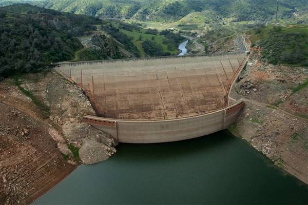 Lake McClure & Barrett Cove Recreation Area (3/2/2015 - Credits: Photo courtesy of California Department of Water Resources)