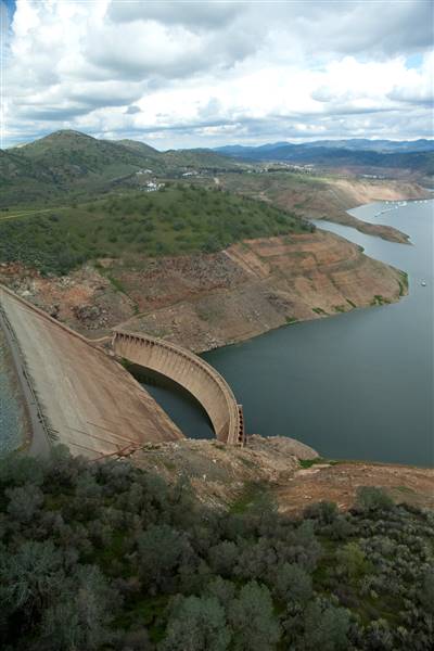 Lake McClure & Barrett Cove Recreation Area (3/2/2015 - Credits: Photo courtesy of California Department of Water Resources)