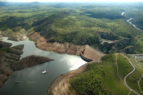 Lake McClure & Barrett Cove Recreation Area (3/2/2015 - Credits: Photo courtesy of California Department of Water Resources)