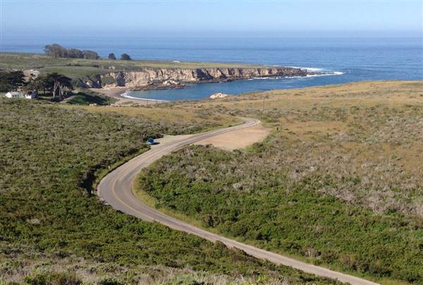 Montana de Oro State Park (SP) (3/31/2016 - Credits: "Spooner's Cove" by Joyce Cory (CC BY 2.0)[https://creativecommons.org/licenses/by/2.0/legalcode]https://www.flickr.com/photos/docentjoyce/)