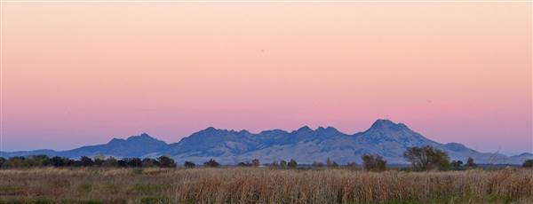 Colusa National Wildlife Refuge (11/16/2015 - Credits: "Sutter Buttes" by Ken Schneider (CC BY-NC 2.0)[https://creativecommons.org/licenses/by-nc/2.0/legalcode]https://www.flickr.com/photos/zonotrichia/)