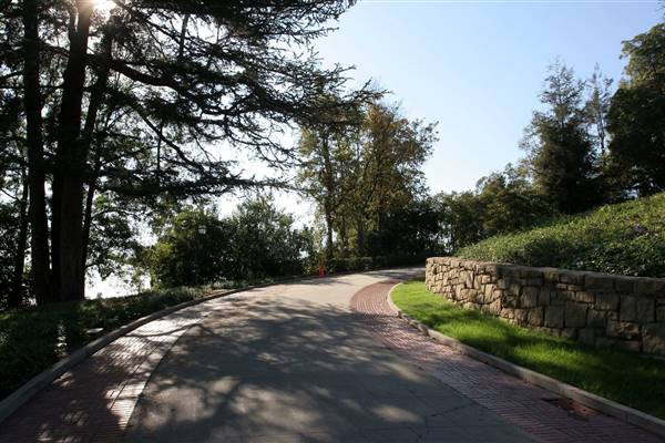 Greystone Mansion & Park (10/17/2016 - Credits: Photos courtesy of Kris Bunting)