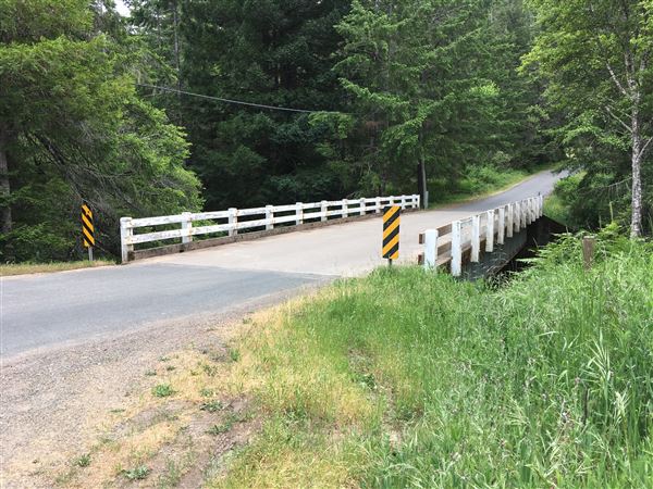 Orr Springs Road Bridge - Looking Southward (5/19/2018 - Credits: Kellen Lim)