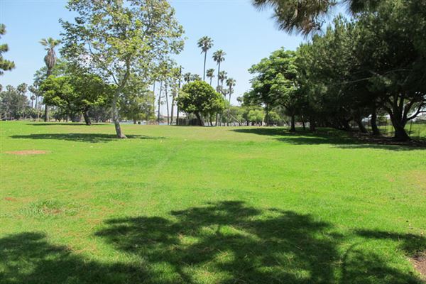 Alondra Community Regional Park (6/1/2019 - Credits: LocoScout)