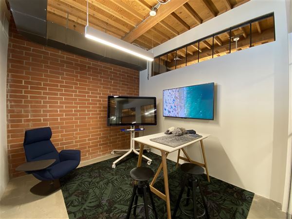 Studio Blitz - Contemporary Office Space (3/24/2020 - Credits: Riz Walker)