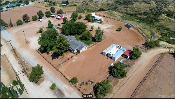 Rozich Road Ranch - 33855 Rozich Rd - Agua Dulce (6/18/2020 - Credits: https://www.redfin.com/CA/Santa-Clarita/33855-Rozich-Rd-91390/home/6365201)