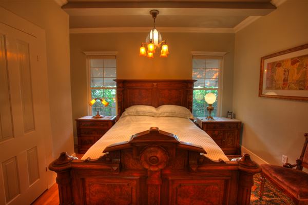 The Desmond House Bed & Breakfast (8/9/2019)