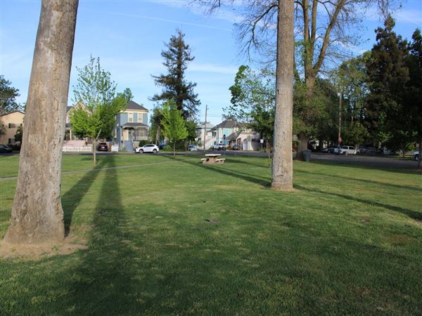 Marysville Veterans Memorial park (4/11/2022 - Credits: Yuba Sutter Film Commission)