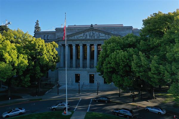 Downtown Sacramento (4/1/2020)