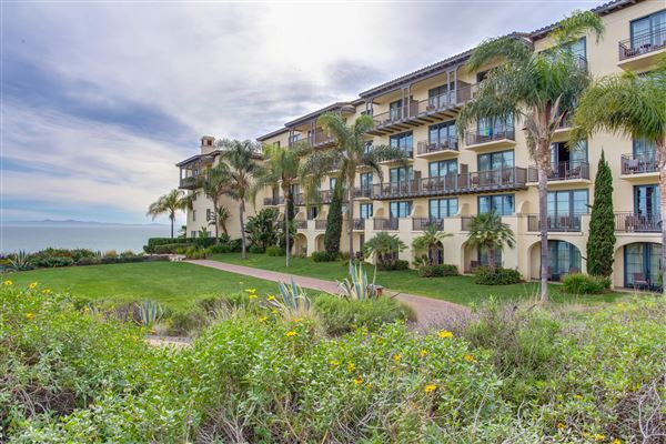 Terranea Resort and Terranea Beach Sea Caves (1/20/2019 - Credits: Terranea Resort)