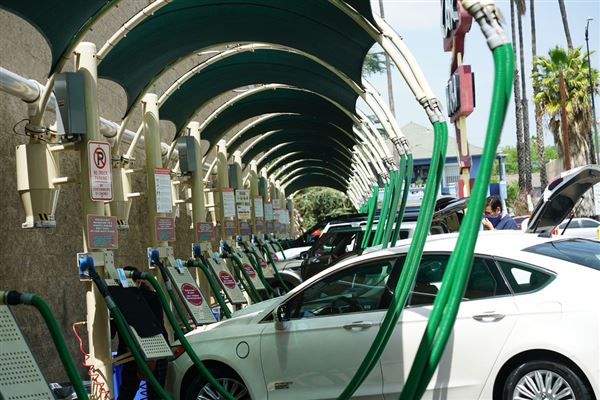 Highland Park Car Wash (1/2/2023 - Credits: Daniel Lee)