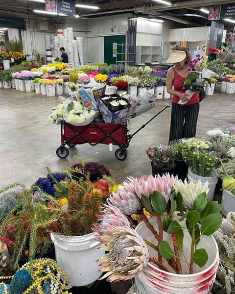 The Original Los Angeles Flower Market (6/15/2023)