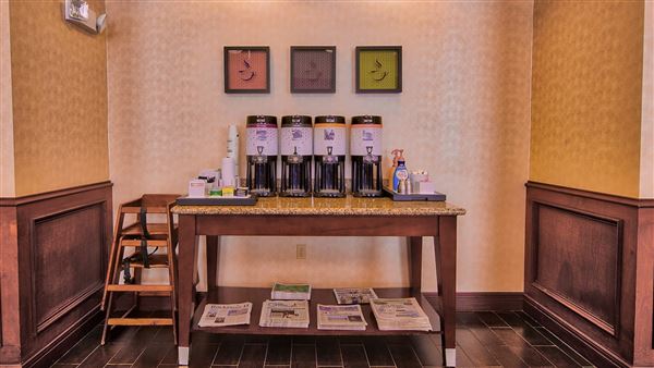 Hampton Inn & Suites Ridgecrest (3/26/2024)