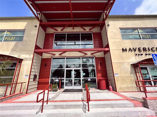 Mavericks Van Nuys (5/6/2024 - Credits: Greg Buldukyan)