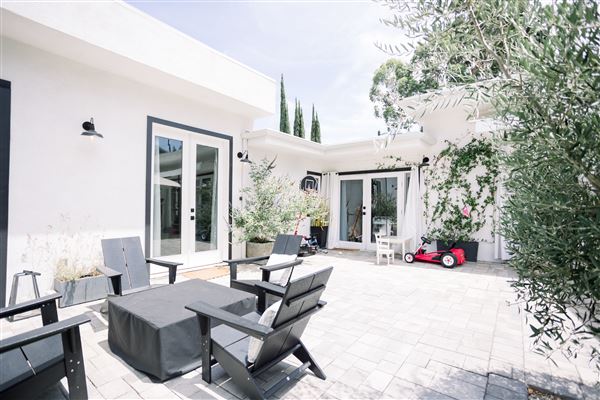 Ranch style home located in the hills of Woodland Hills (6/6/2024 - Credits: staci pearlman)